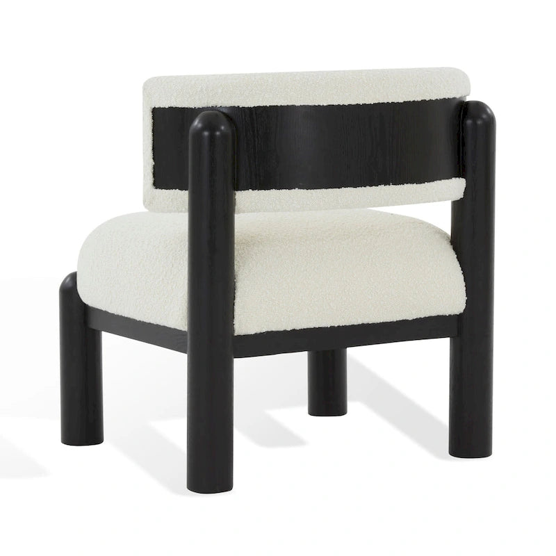 Fauteuil en fausse fourrure avec pieds sculptés en bois